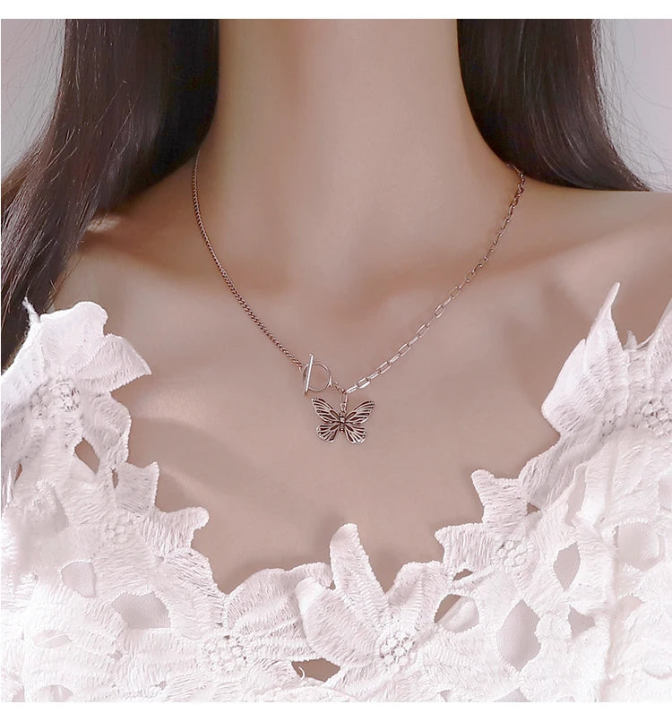 ANENJERY Silver Color Butterfly Necklace for Women Shiny Zircon Clavicle Chain Necklace Jewelry Party Gift