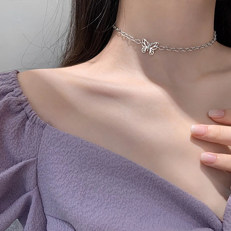 ANENJERY Silver Color Butterfly Necklace for Women Shiny Zircon Clavicle Chain Necklace Jewelry Party Gift