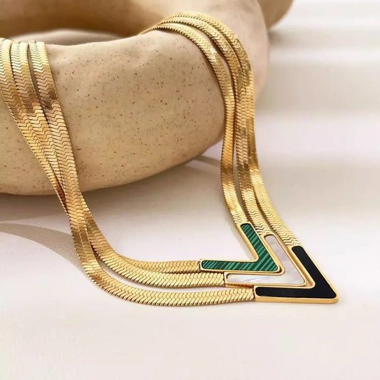 Retro Temperament V Shape Enamel Pendant Necklace For Women Personality Gold Color Stainless Steel Collarbone Chain Jewelry Gift