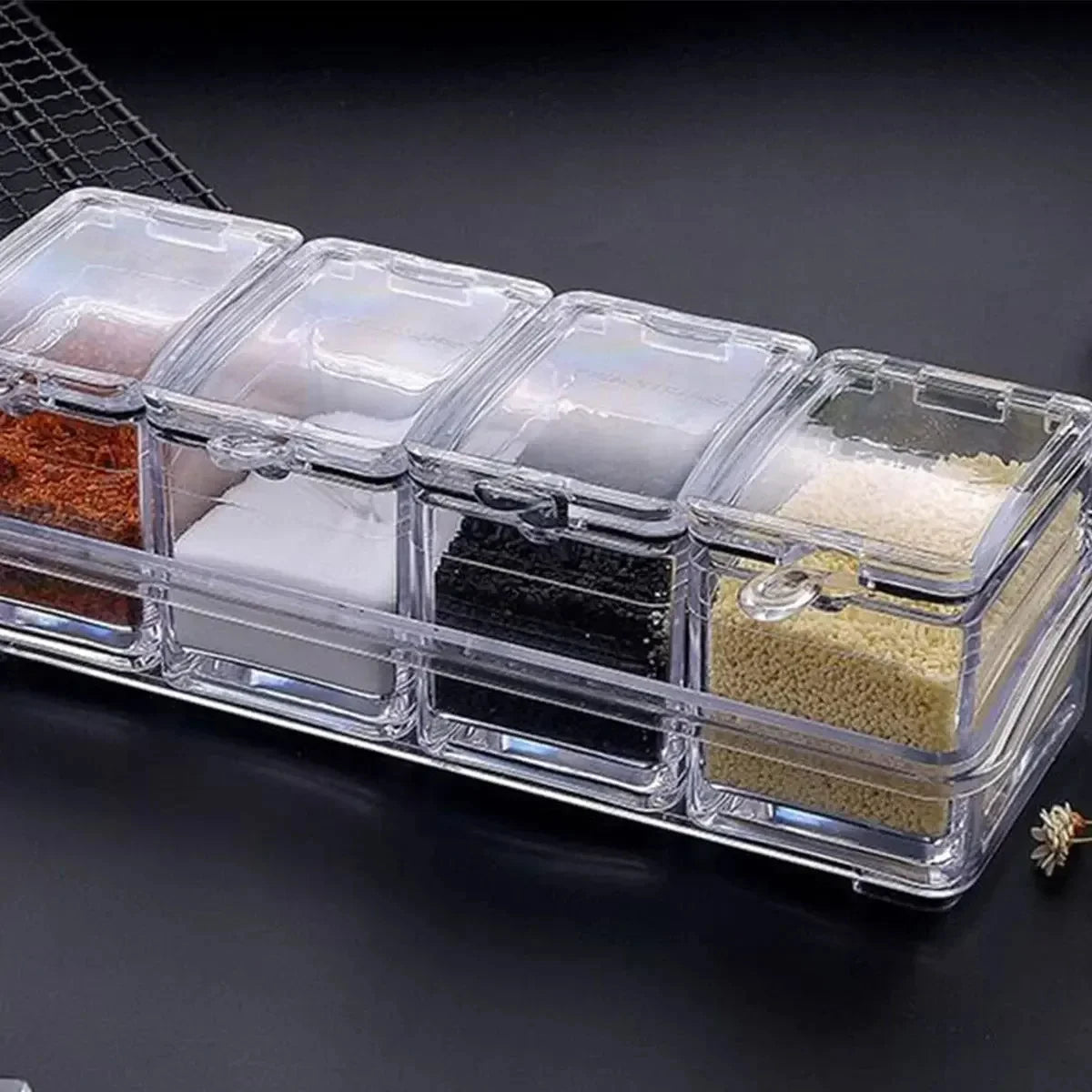 Kitchen Spice Pot 4 Transparent Seasoning Boxes with Cover and Spoon for Storage Containers Seasoning Cans Acrylic Seasoning Box
