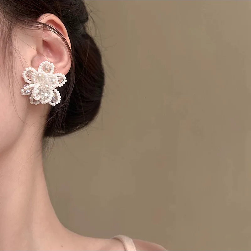 Sweet Crystal Pearl Flower Earrings For Women Elegant Fashion Zircon White Rose Flower Stud Earrings Wedding Party Jewelry Gift