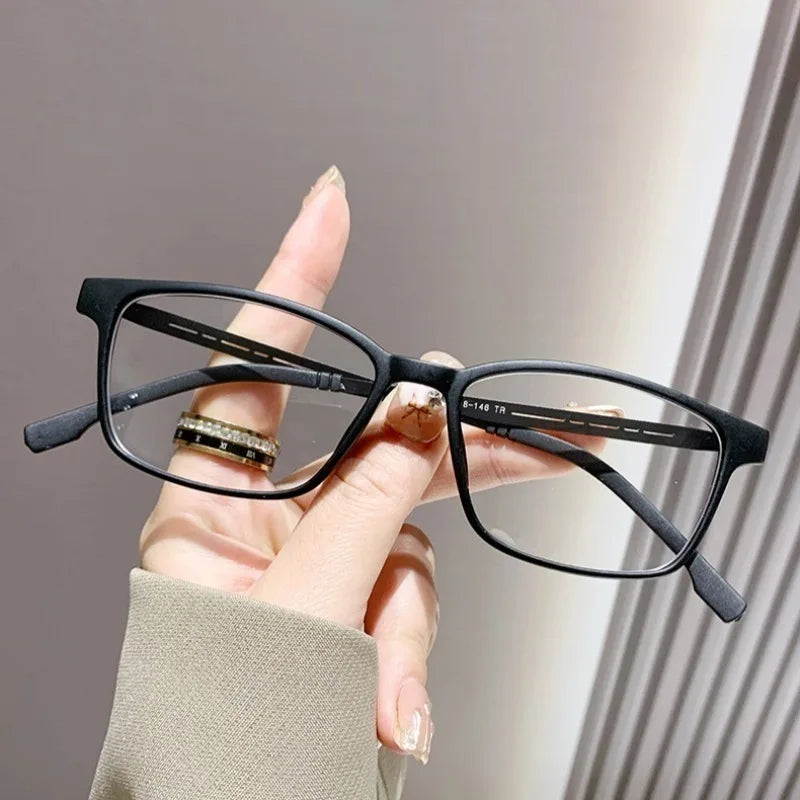 Blue Light Blocking Reading Glasses Men Women Ultralight TR90 Titanium Alloy Optical Frame Eyeglasses Square Eyewear