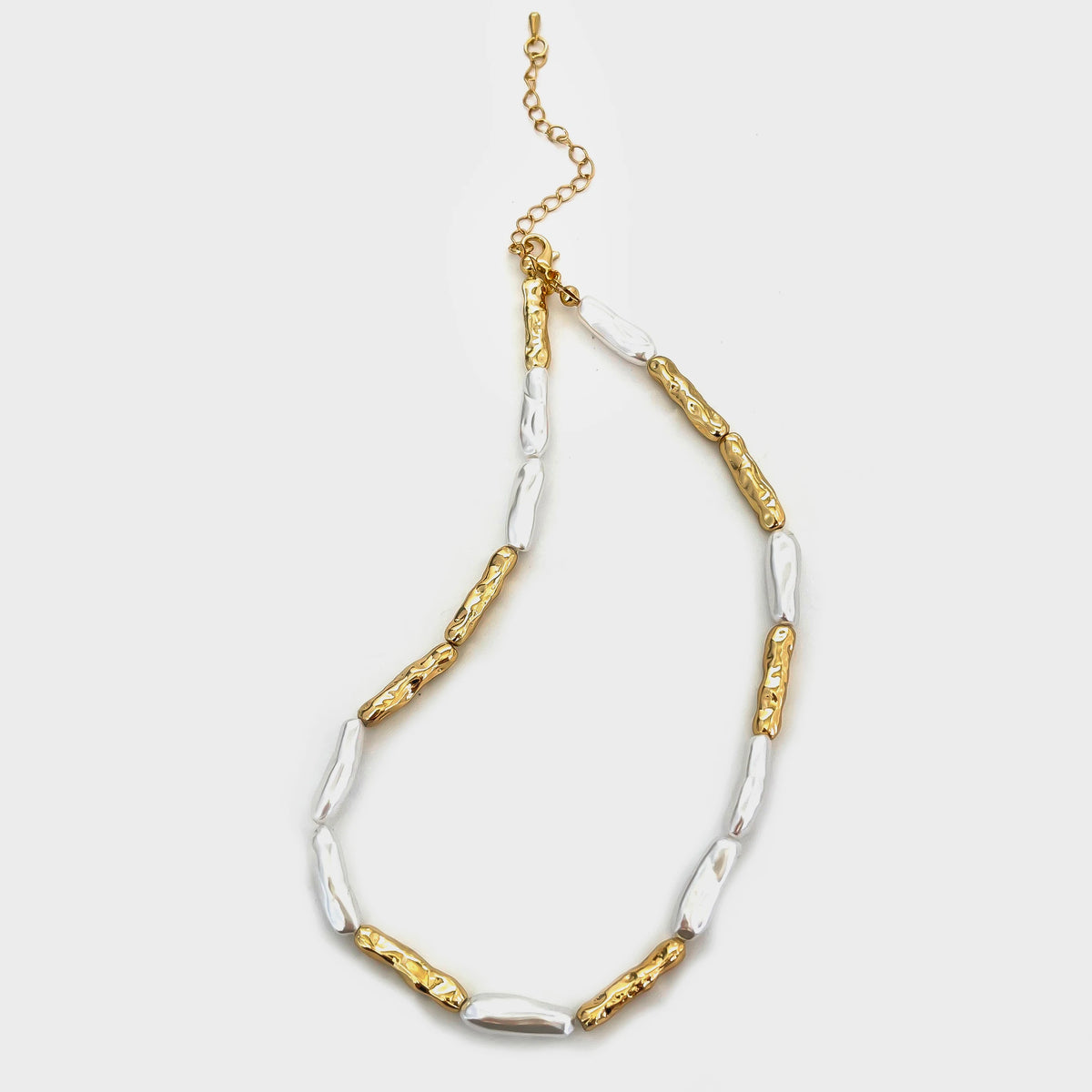 Peri'sbox Vintage Fashion Irregular Imitation Baroque Pearl Metal Copper Necklace for Women Punk Hip-Hop Statement Jewelry Gifts