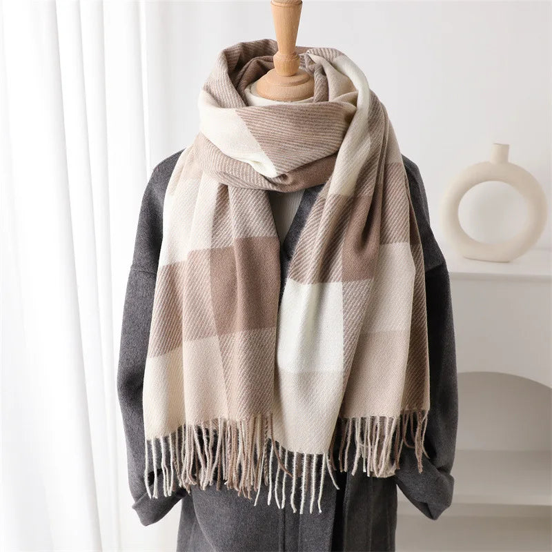 Luxury Brand Plaid Scarf Autumn Winter Women Warm Neckerchief Pashmina Lady Shawls and Wraps Casual Lattice Tassel Scarves