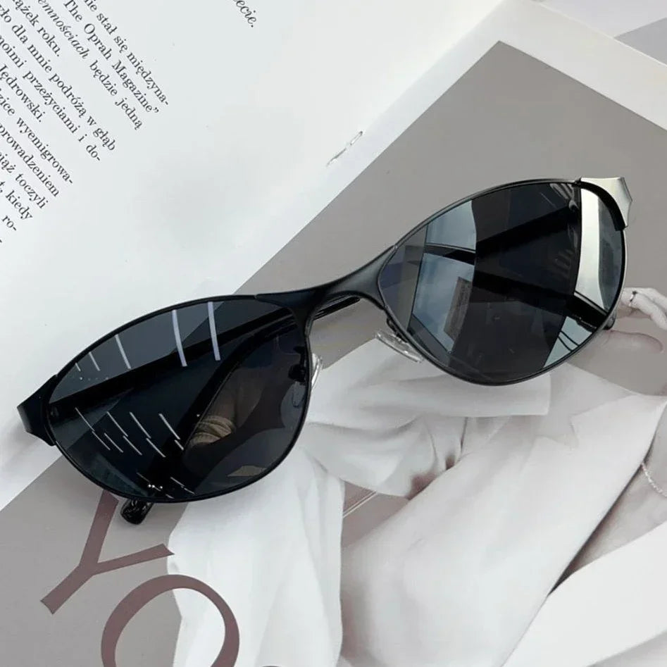 Women Stylish Hip Hop Sunglasses Men Unisex Outdoor Travel Fashion Metal Frame Goggle Shades Fashionable Street Sun Glasses