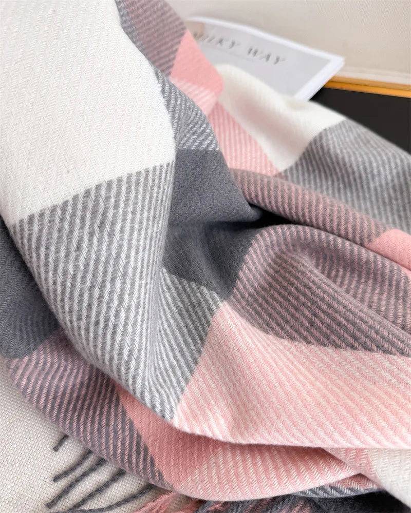 Luxury Brand Plaid Scarf Autumn Winter Women Warm Neckerchief Pashmina Lady Shawls and Wraps Casual Lattice Tassel Scarves