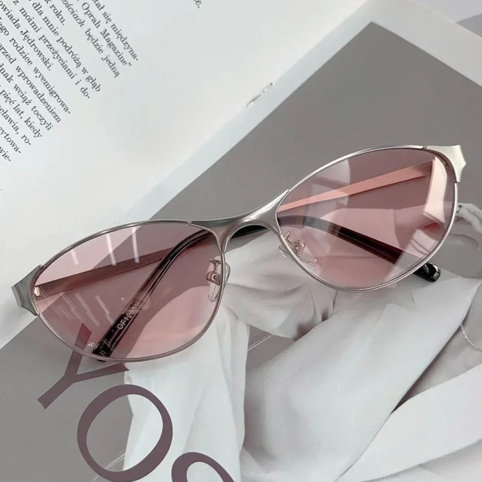Women Stylish Hip Hop Sunglasses Men Unisex Outdoor Travel Fashion Metal Frame Goggle Shades Fashionable Street Sun Glasses