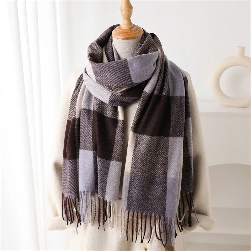 Luxury Brand Plaid Scarf Autumn Winter Women Warm Neckerchief Pashmina Lady Shawls and Wraps Casual Lattice Tassel Scarves