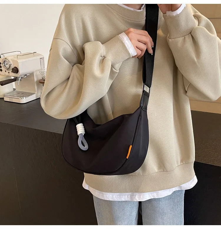 2026 New Fashion Crossbody Bag Simple Wide Shoulder Strap Design Single Shoulder Bag Original Style Commuting Dumpling Women Bag