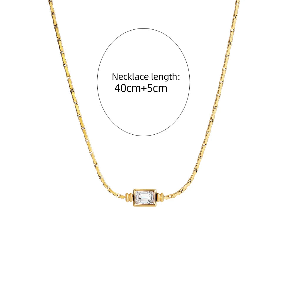 Retro Stainless Steel Creative Chain Necklace for Women Charm Shiny Square Crystal Pendant Necklaces Wedding Jewelry Gifts