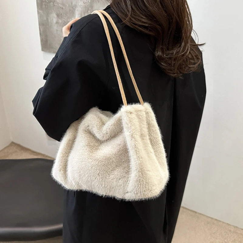 Female Autumn Winter Plush Handbag Versatile Solid Color Chain Crossbody Shopping Bag Women New Design Chain Messenger Bags