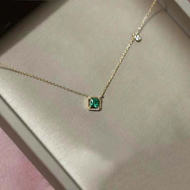 Jkeli S925 Sterling Silver Simple Emerald Crystal Chain  Necklace  Women Light Luxury Temperament Plating 18k Gold Jew   style