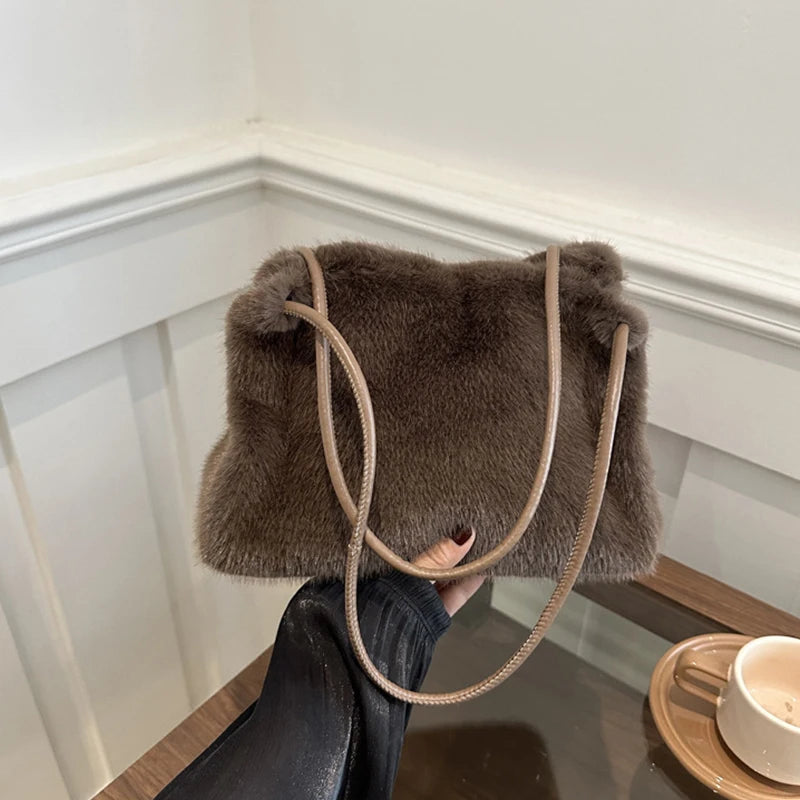 Female Autumn Winter Plush Handbag Versatile Solid Color Chain Crossbody Shopping Bag Women New Design Chain Messenger Bags