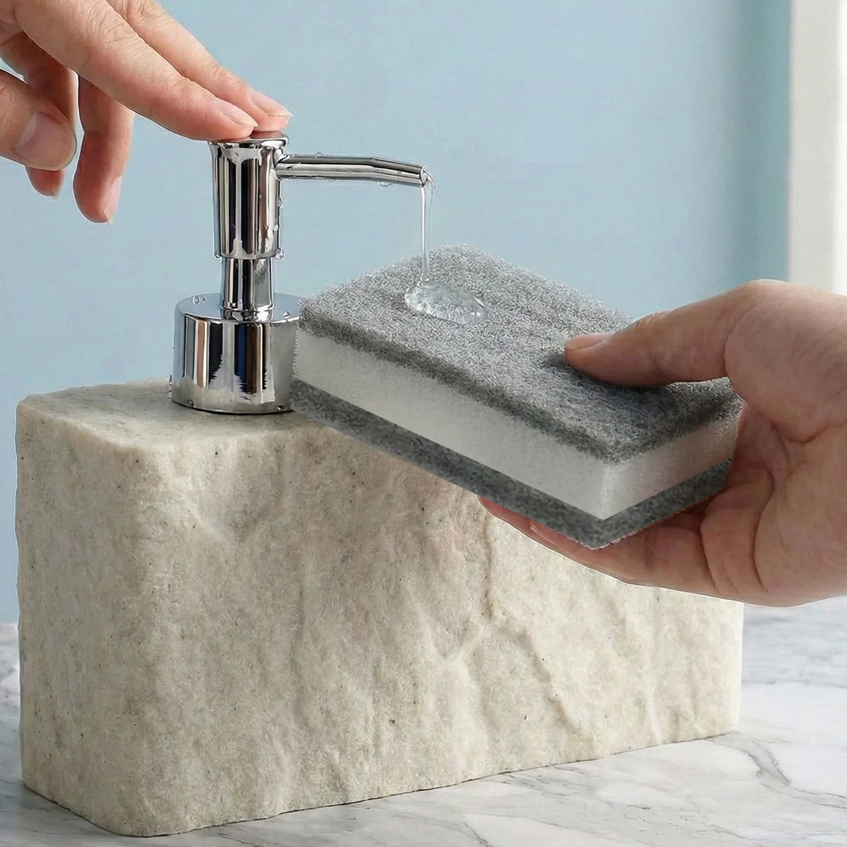 Kitchen Soap Dispenser with Sponge Holder, 2-in-1 Resin Stone Texture Dish Soap Pump and Caddy Organizer for Kitchen