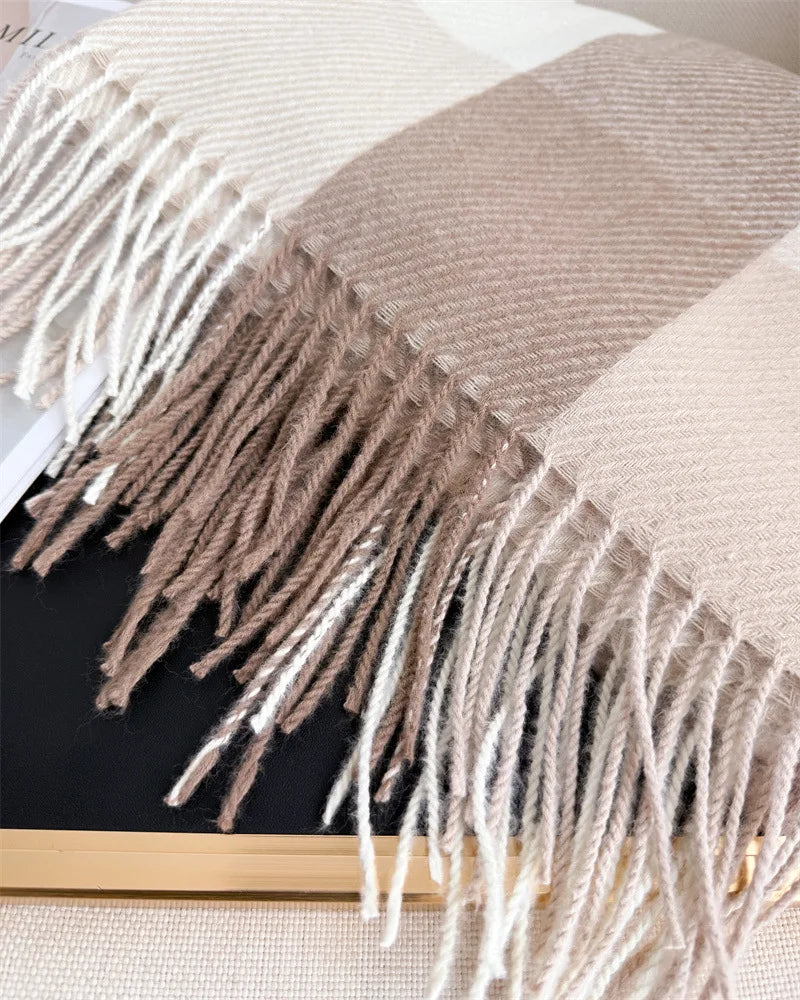 Luxury Brand Plaid Scarf Autumn Winter Women Warm Neckerchief Pashmina Lady Shawls and Wraps Casual Lattice Tassel Scarves