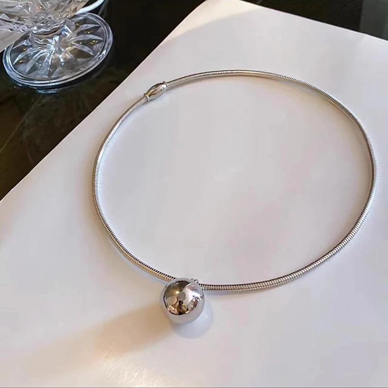 French Retro Design Metal Tube Snake Bone Chain Collar For Women's Exaggerated Stainless Steel Necklace Girls' Colorless Jewelry