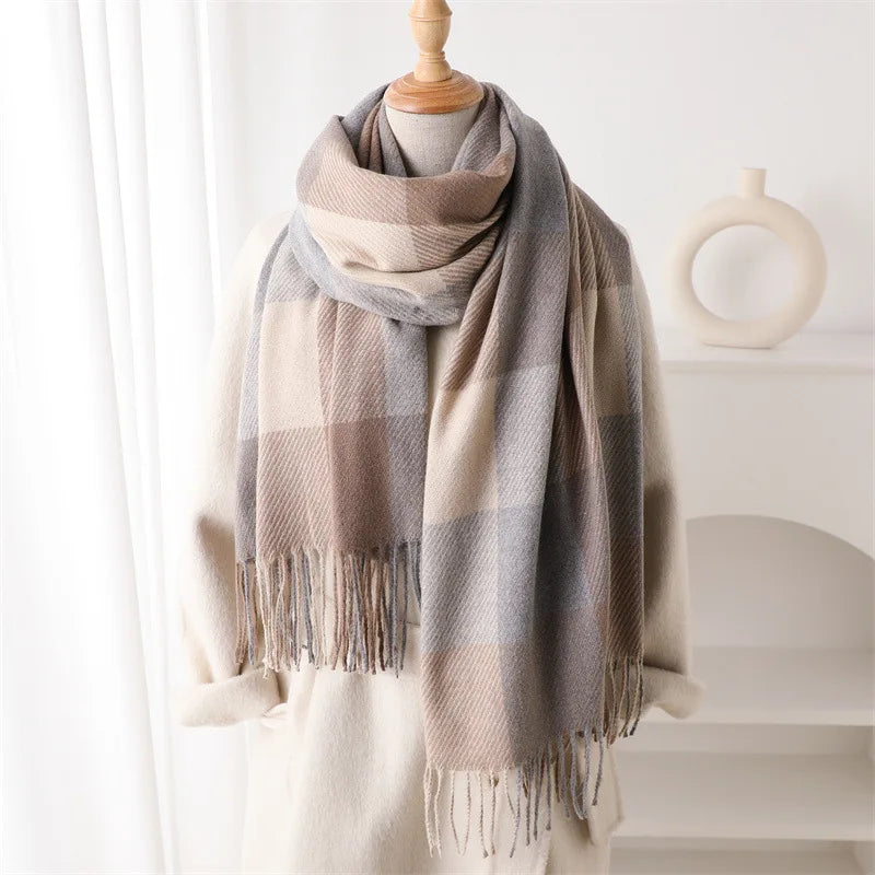 Luxury Brand Plaid Scarf Autumn Winter Women Warm Neckerchief Pashmina Lady Shawls and Wraps Casual Lattice Tassel Scarves