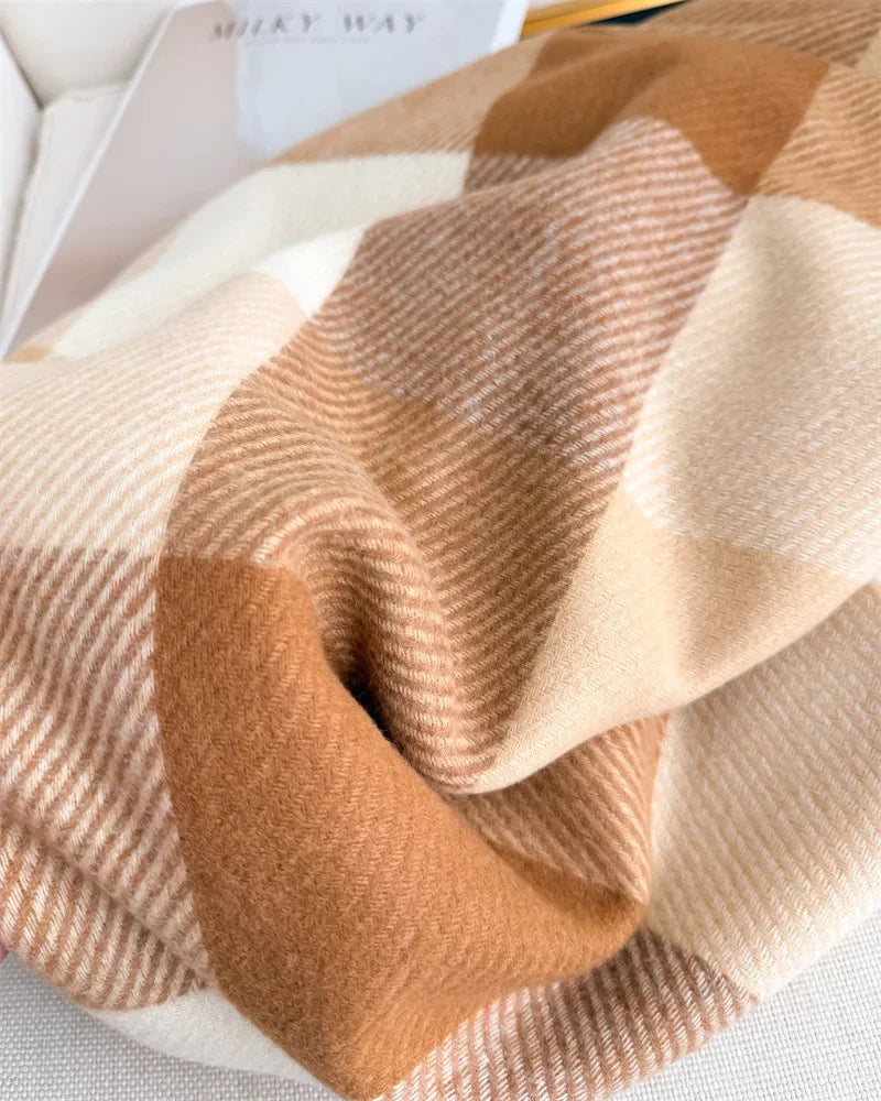 Luxury Brand Plaid Scarf Autumn Winter Women Warm Neckerchief Pashmina Lady Shawls and Wraps Casual Lattice Tassel Scarves