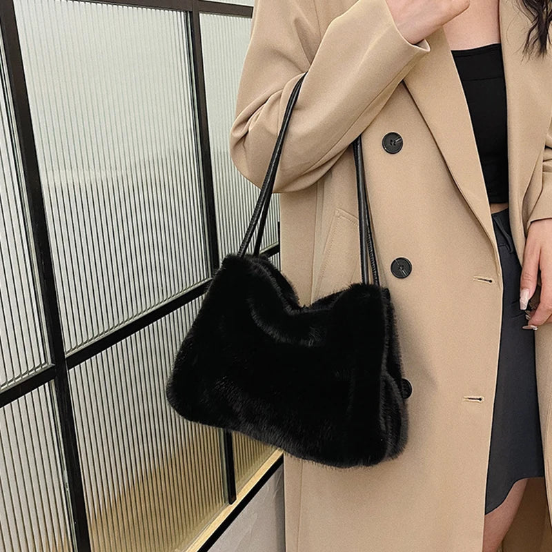 Female Autumn Winter Plush Handbag Versatile Solid Color Chain Crossbody Shopping Bag Women New Design Chain Messenger Bags