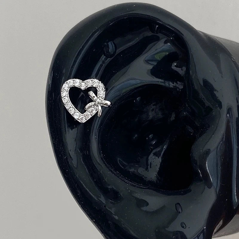 1 Pcs White Heart Bowknot Titanium Steel Ear Bone Nail Shiny Allergy Prevention Women Cochlear Accessories Piercing Earrings