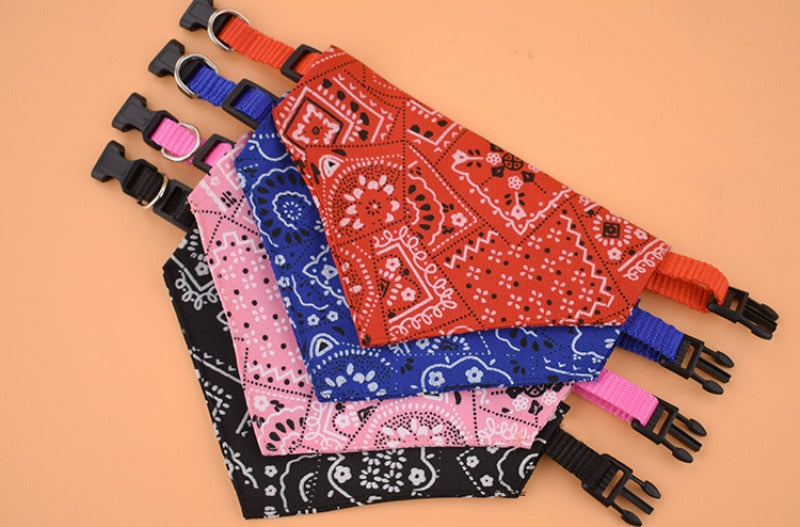 Pet Triangle Scarf Cat Dog Saliva Towel Printed Pets Dog Collar Adjustable Strap Kitten Puppy Saliva Neckerchief Pet Supplies