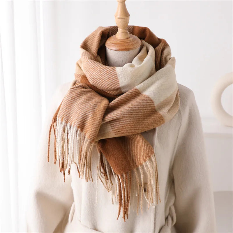 Luxury Brand Plaid Scarf Autumn Winter Women Warm Neckerchief Pashmina Lady Shawls and Wraps Casual Lattice Tassel Scarves