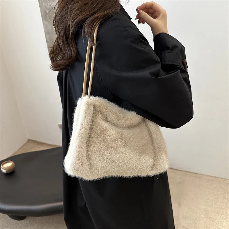 Female Autumn Winter Plush Handbag Versatile Solid Color Chain Crossbody Shopping Bag Women New Design Chain Messenger Bags