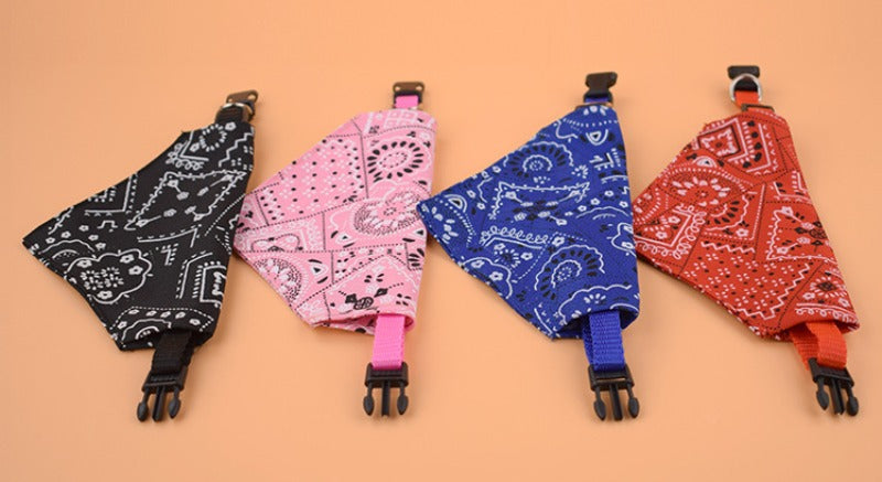 Pet Triangle Scarf Cat Dog Saliva Towel Printed Pets Dog Collar Adjustable Strap Kitten Puppy Saliva Neckerchief Pet Supplies
