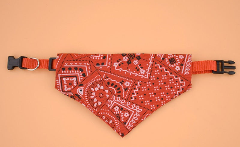Pet Triangle Scarf Cat Dog Saliva Towel Printed Pets Dog Collar Adjustable Strap Kitten Puppy Saliva Neckerchief Pet Supplies