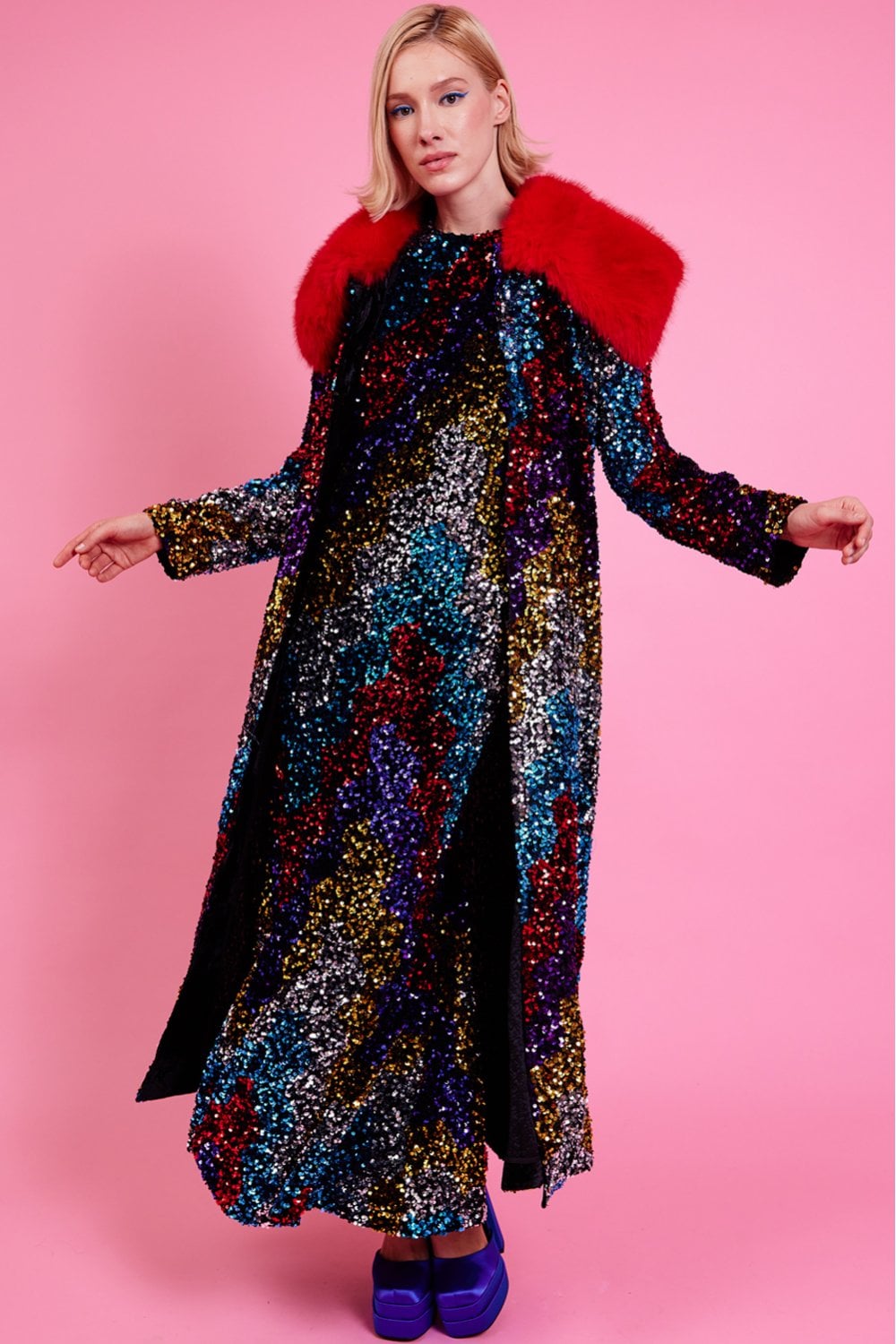 Long sequin velvet trench coat in dark black with red faux fur collar, open front