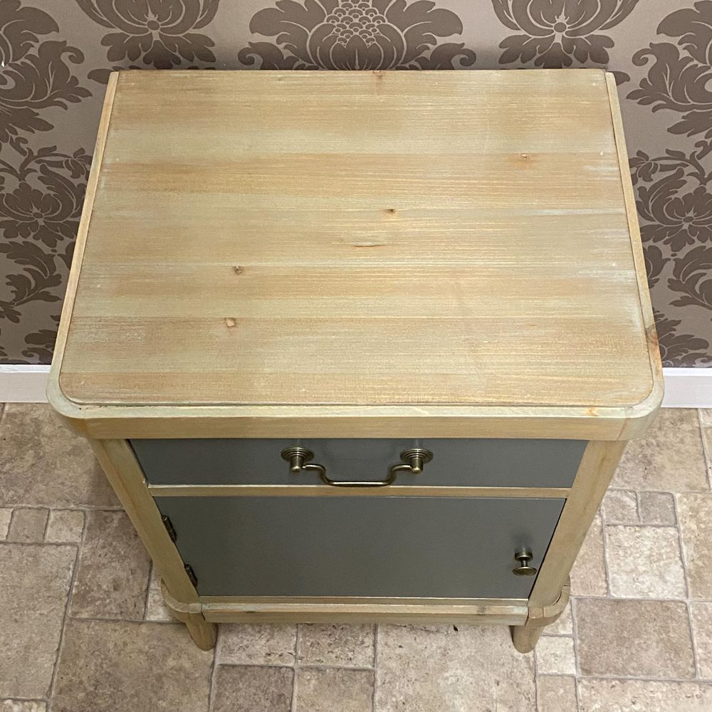 65CM WOODEN BEDSIDE TABLE