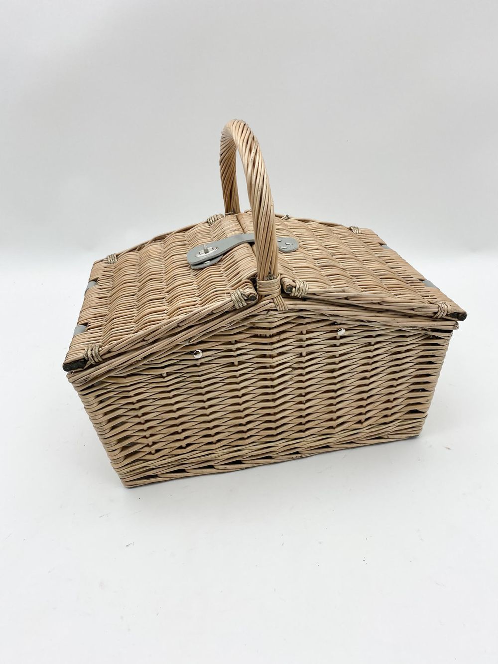 45CM PICNIC BASKET