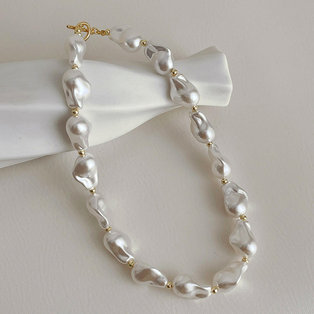 Baroque Pearl Buckle Necklace women  Lastricks | London.