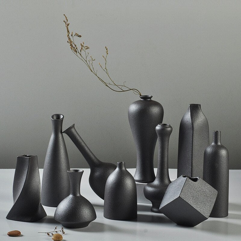 Black Glaze Vase home  Lastricks | London.
